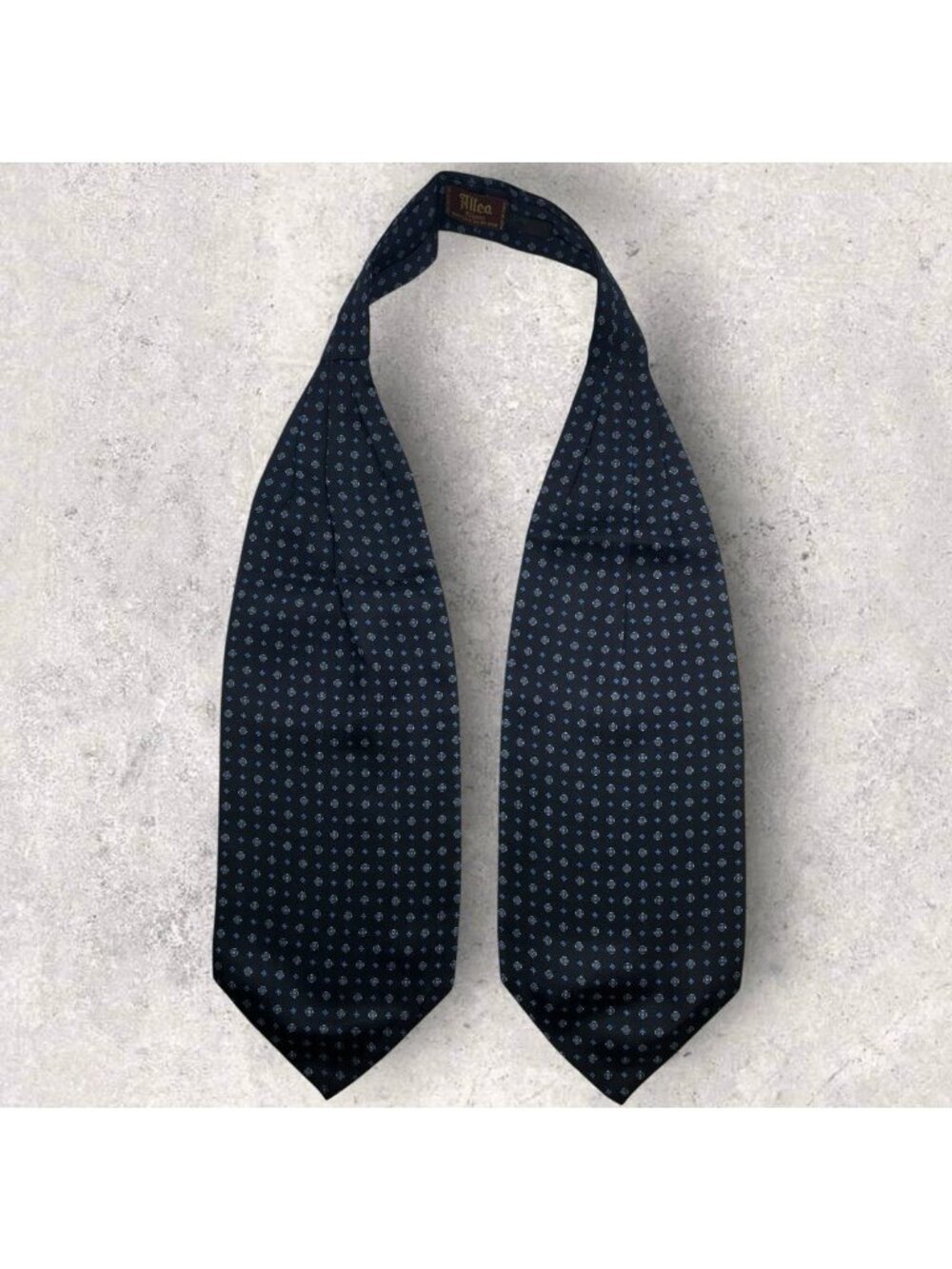 ALTEA Silk Ascot Cravat ITALY Navy Blue Geometric EUC